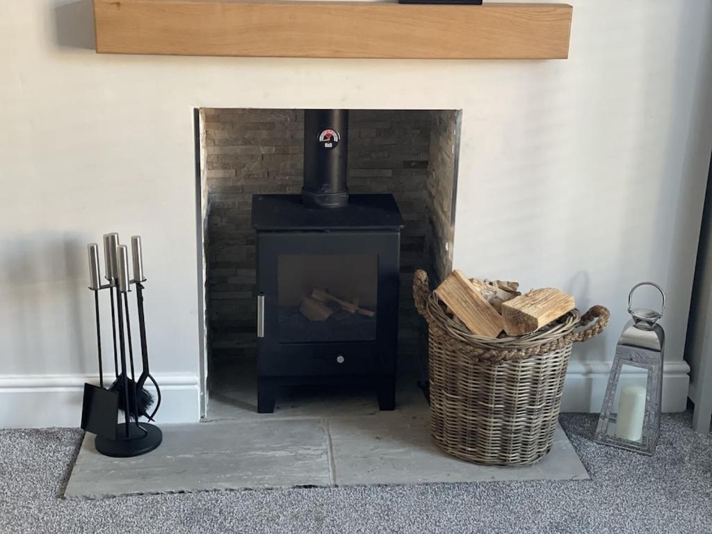 Quirky Cottage In The Centre Of Penrith With A Hot Tub Buitenkant foto